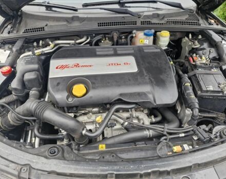 Чорний Альфа Ромео 159, об'ємом двигуна 0 л та пробігом 172 тис. км за 2990 $, фото 5 на Automoto.ua