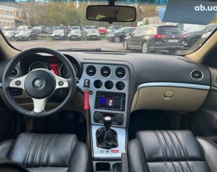 Красный Альфа Ромео 159, объемом двигателя 1.9 л и пробегом 288 тыс. км за 6190 $, фото 39 на Automoto.ua