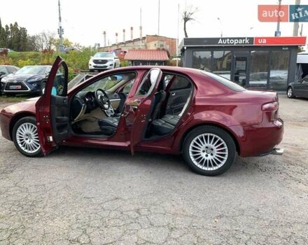 Красный Альфа Ромео 159, объемом двигателя 1.9 л и пробегом 288 тыс. км за 6190 $, фото 13 на Automoto.ua