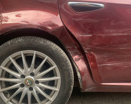 Красный Альфа Ромео 159, объемом двигателя 2.2 л и пробегом 157 тыс. км за 4000 $, фото 13 на Automoto.ua