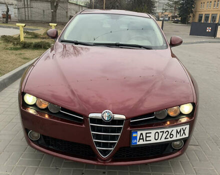 Красный Альфа Ромео 159, объемом двигателя 2.2 л и пробегом 157 тыс. км за 4000 $, фото 29 на Automoto.ua