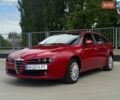 Красный Альфа Ромео 159, объемом двигателя 1.9 л и пробегом 300 тыс. км за 5000 $, фото 1 на Automoto.ua