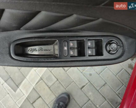 Альфа Ромео 159 2007 в Ровно на Automoto.ua Красный Альфа Ромео 159, объемом двигателя 2.39 л и пробегом 2 тыс. км за 5849 $, фото 24 на Automoto.ua