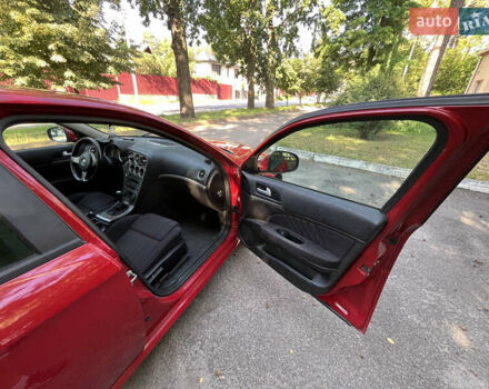 Червоний Альфа Ромео 159, об'ємом двигуна 1.91 л та пробігом 270 тис. км за 7000 $, фото 9 на Automoto.ua