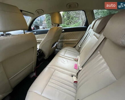 Червоний Альфа Ромео 159, об'ємом двигуна 2 л та пробігом 272 тис. км за 8900 $, фото 8 на Automoto.ua