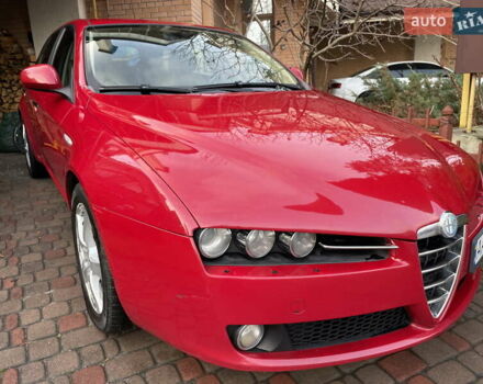 Красный Альфа Ромео 159, объемом двигателя 2 л и пробегом 272 тыс. км за 8900 $, фото 1 на Automoto.ua