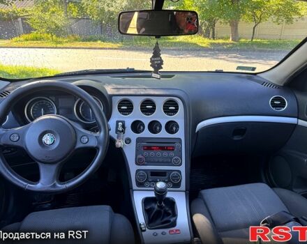 Альфа Ромео 159, объемом двигателя 1.9 л и пробегом 324 тыс. км за 2700 $, фото 8 на Automoto.ua