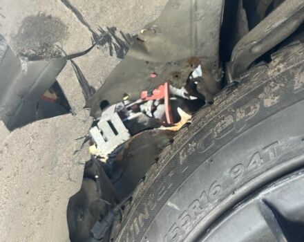 Сірий Альфа Ромео 159, об'ємом двигуна 1.9 л та пробігом 250 тис. км за 1500 $, фото 7 на Automoto.ua