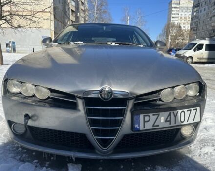 Сірий Альфа Ромео 159, об'ємом двигуна 1.9 л та пробігом 250 тис. км за 1500 $, фото 2 на Automoto.ua