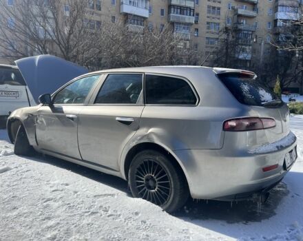 Сірий Альфа Ромео 159, об'ємом двигуна 1.9 л та пробігом 250 тис. км за 1500 $, фото 3 на Automoto.ua