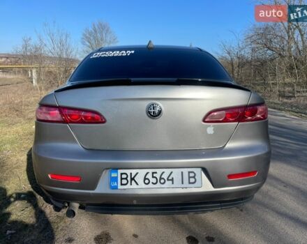 Сірий Альфа Ромео 159, об'ємом двигуна 1.91 л та пробігом 300 тис. км за 4999 $, фото 1 на Automoto.ua