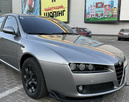 Сірий Альфа Ромео 159, об'ємом двигуна 1.91 л та пробігом 297 тис. км за 5899 $, фото 9 на Automoto.ua