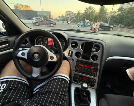 Сірий Альфа Ромео 159, об'ємом двигуна 1.91 л та пробігом 297 тис. км за 5899 $, фото 23 на Automoto.ua