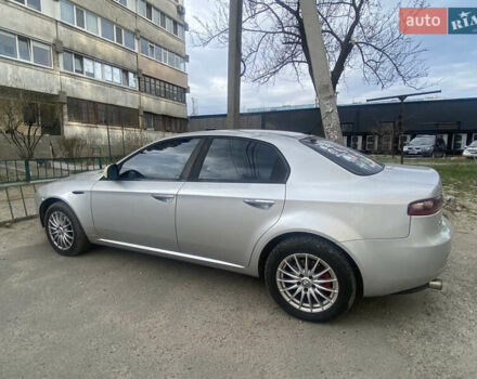 Сірий Альфа Ромео 159, об'ємом двигуна 1.9 л та пробігом 285 тис. км за 5200 $, фото 2 на Automoto.ua