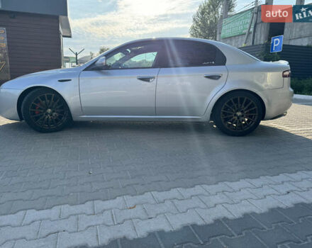 Сірий Альфа Ромео 159, об'ємом двигуна 1.91 л та пробігом 314 тис. км за 6700 $, фото 3 на Automoto.ua