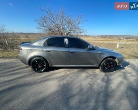 Сірий Альфа Ромео 159, об'ємом двигуна 1.91 л та пробігом 300 тис. км за 4999 $, фото 3 на Automoto.ua