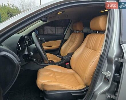 Сірий Альфа Ромео 159, об'ємом двигуна 1.9 л та пробігом 330 тис. км за 4499 $, фото 15 на Automoto.ua