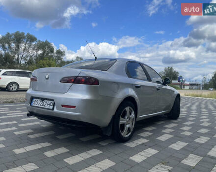 Альфа Ромео 159 2006 в Тячеве на Automoto.ua Серый Альфа Ромео 159, объемом двигателя 1.91 л и пробегом 250 тыс. км за 6400 $, фото 5 на Automoto.ua