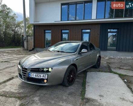 Серый Альфа Ромео 159, объемом двигателя 2.2 л и пробегом 270 тыс. км за 4800 $, фото 6 на Automoto.ua