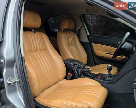 Сірий Альфа Ромео 159, об'ємом двигуна 1.9 л та пробігом 330 тис. км за 4499 $, фото 18 на Automoto.ua