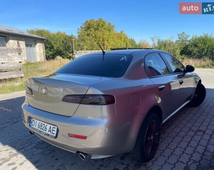 Серый Альфа Ромео 159, объемом двигателя 2.2 л и пробегом 250 тыс. км за 5999 $, фото 9 на Automoto.ua