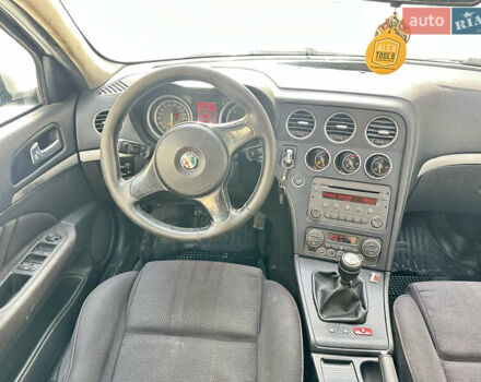 Серый Альфа Ромео 159, объемом двигателя 1.91 л и пробегом 310 тыс. км за 3999 $, фото 21 на Automoto.ua