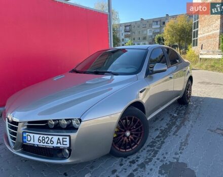 Серый Альфа Ромео 159, объемом двигателя 2.2 л и пробегом 250 тыс. км за 5999 $, фото 10 на Automoto.ua