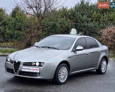 Сірий Альфа Ромео 159, об'ємом двигуна 1.9 л та пробігом 330 тис. км за 4499 $, фото 6 на Automoto.ua