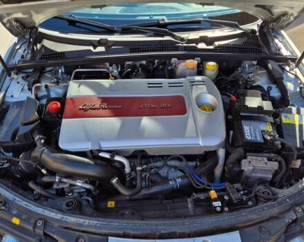 Сірий Альфа Ромео 159, об'ємом двигуна 2.4 л та пробігом 273 тис. км за 7200 $, фото 17 на Automoto.ua