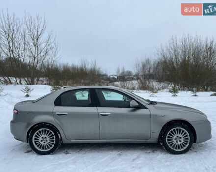 Сірий Альфа Ромео 159, об'ємом двигуна 2.2 л та пробігом 230 тис. км за 5300 $, фото 5 на Automoto.ua