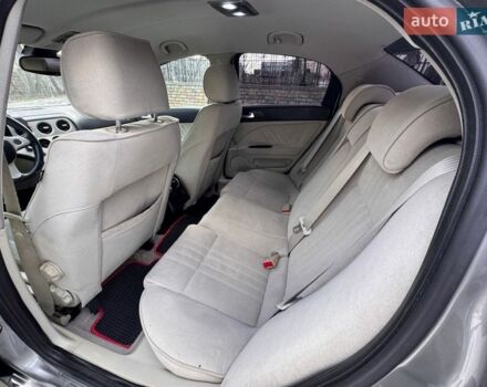 Сірий Альфа Ромео 159, об'ємом двигуна 1.91 л та пробігом 340 тис. км за 4999 $, фото 23 на Automoto.ua