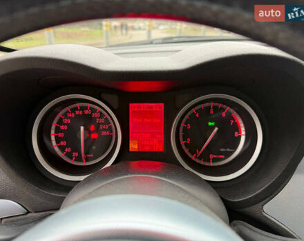 Серый Альфа Ромео 159, объемом двигателя 2.2 л и пробегом 230 тыс. км за 5350 $, фото 7 на Automoto.ua