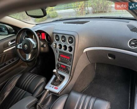 Серый Альфа Ромео 159, объемом двигателя 2.4 л и пробегом 89 тыс. км за 7800 $, фото 13 на Automoto.ua