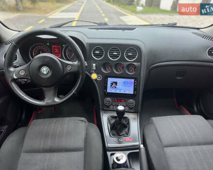 Серый Альфа Ромео 159, объемом двигателя 1.9 л и пробегом 330 тыс. км за 4300 $, фото 12 на Automoto.ua