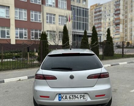 Серый Альфа Ромео 159, объемом двигателя 2.4 л и пробегом 252 тыс. км за 3500 $, фото 4 на Automoto.ua