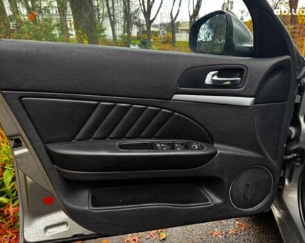 Серый Альфа Ромео 159, объемом двигателя 1.9 л и пробегом 304 тыс. км за 5590 $, фото 9 на Automoto.ua