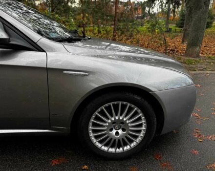 Серый Альфа Ромео 159, объемом двигателя 1.9 л и пробегом 304 тыс. км за 5590 $, фото 4 на Automoto.ua