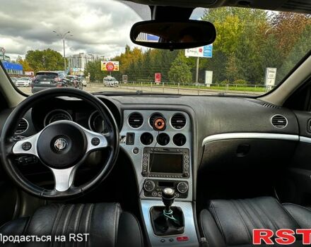 Сірий Альфа Ромео 159, об'ємом двигуна 2.4 л та пробігом 220 тис. км за 6500 $, фото 5 на Automoto.ua