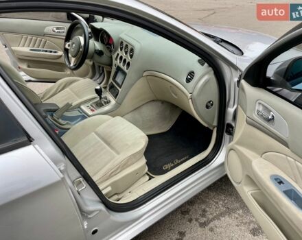 Сірий Альфа Ромео 159, об'ємом двигуна 1.9 л та пробігом 295 тис. км за 4999 $, фото 13 на Automoto.ua