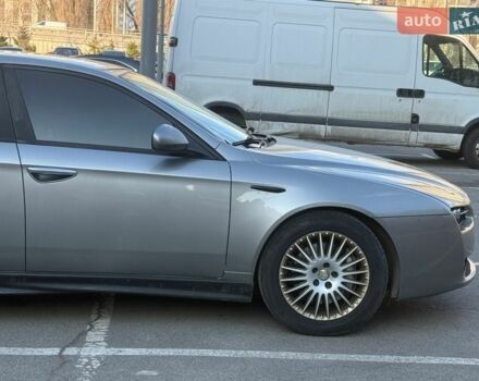 Сірий Альфа Ромео 159, об'ємом двигуна 2.4 л та пробігом 320 тис. км за 5500 $, фото 7 на Automoto.ua