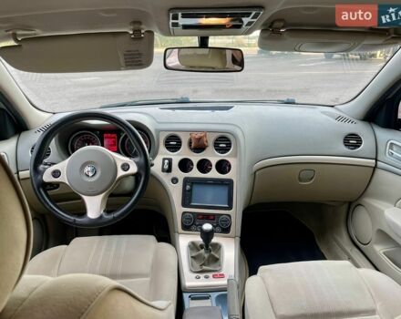 Серый Альфа Ромео 159, объемом двигателя 1.9 л и пробегом 295 тыс. км за 4800 $, фото 11 на Automoto.ua