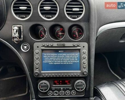 Серый Альфа Ромео 159, объемом двигателя 1.9 л и пробегом 304 тыс. км за 5590 $, фото 17 на Automoto.ua