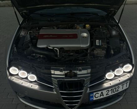 Серый Альфа Ромео 159, объемом двигателя 2.4 л и пробегом 326 тыс. км за 5500 $, фото 7 на Automoto.ua