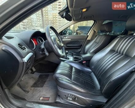 Сірий Альфа Ромео 159, об'ємом двигуна 2.4 л та пробігом 320 тис. км за 5500 $, фото 10 на Automoto.ua