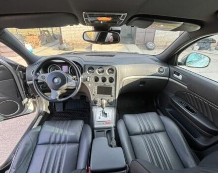 Сірий Альфа Ромео 159, об'ємом двигуна 2.4 л та пробігом 303 тис. км за 5900 $, фото 19 на Automoto.ua