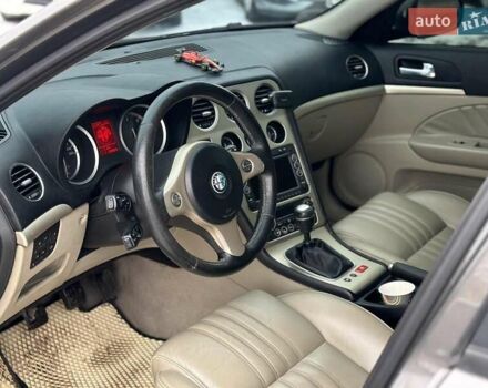 Сірий Альфа Ромео 159, об'ємом двигуна 1.9 л та пробігом 270 тис. км за 7490 $, фото 19 на Automoto.ua