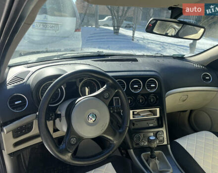 Сірий Альфа Ромео 159, об'ємом двигуна 1.9 л та пробігом 250 тис. км за 1500 $, фото 5 на Automoto.ua