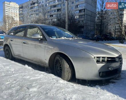 Сірий Альфа Ромео 159, об'ємом двигуна 1.9 л та пробігом 250 тис. км за 1500 $, фото 1 на Automoto.ua