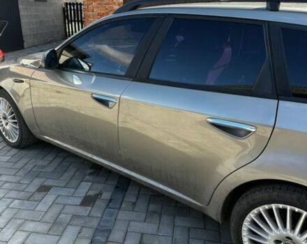 Сірий Альфа Ромео 159, об'ємом двигуна 1.9 л та пробігом 254 тис. км за 5300 $, фото 3 на Automoto.ua