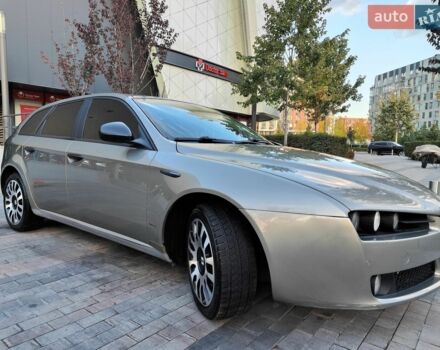Серый Альфа Ромео 159, объемом двигателя 2.2 л и пробегом 182 тыс. км за 3990 $, фото 31 на Automoto.ua